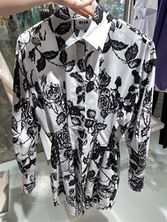 深圳服裝襯衫商場全球實拍圖庫_深圳全球零售批發(fā)市場實拍_展會實拍圖